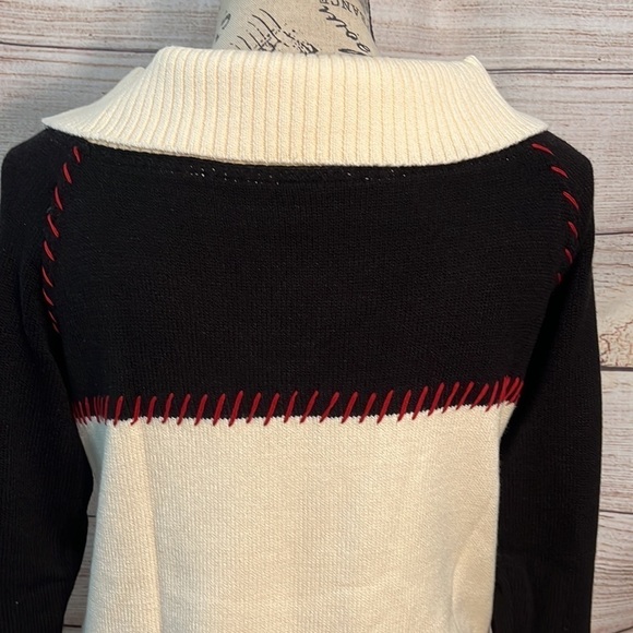 Elaris Sweater Cowl Neck Cropped Stitched Accents Size Small - Picture 6 of 8